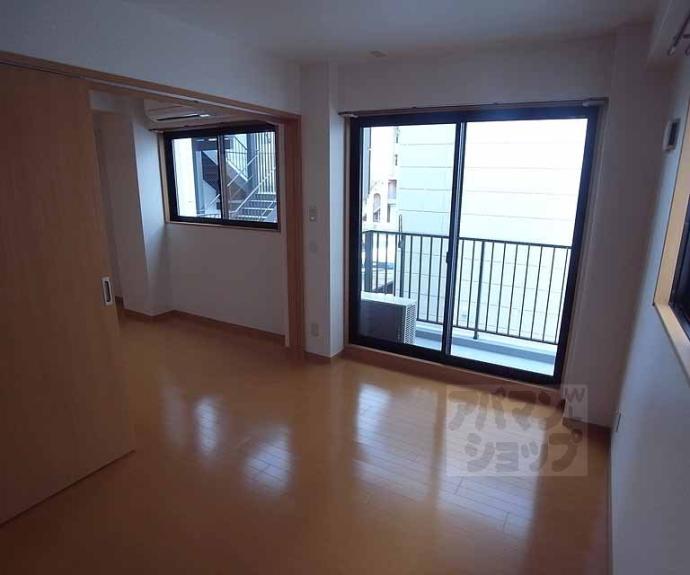 【メゾン・ド・ボワⅢ】間取