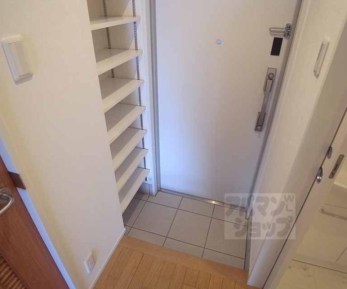 【Rhino Flats】間取