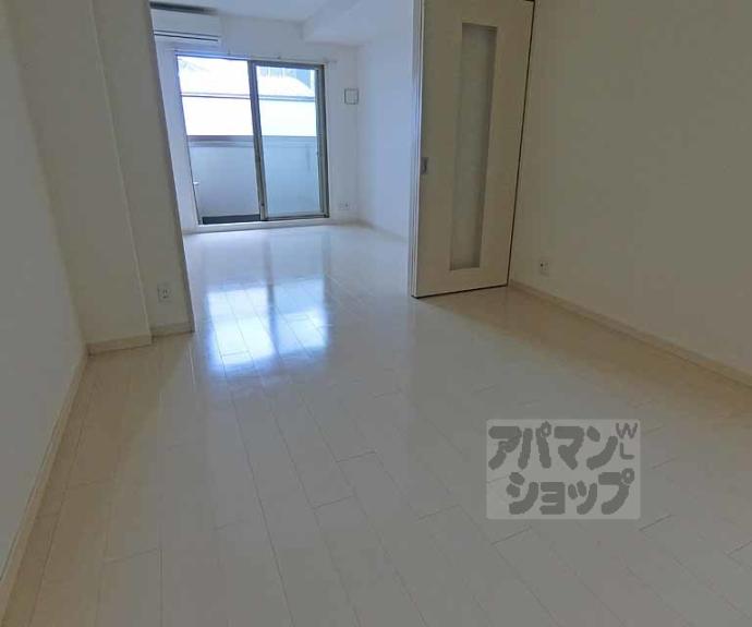 【アドバンス京都西院パルティーレ】間取