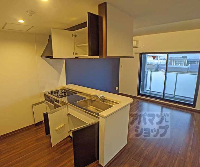 【ＷＩＬＬ　ＰＡＲＫ　神宮】間取