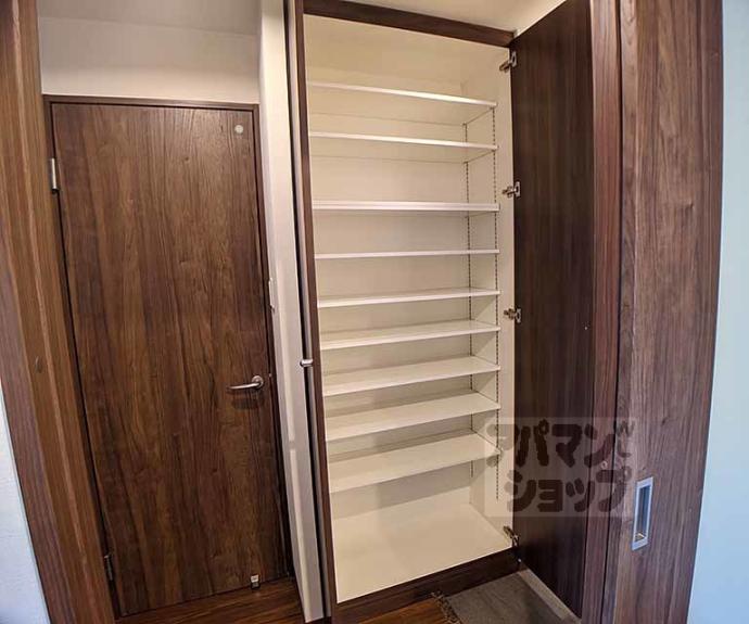 【ＷＩＬＬ　ＰＡＲＫ　神宮】間取