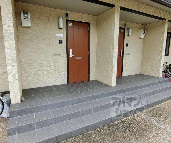 【ロイヤル　コントラーダ】間取