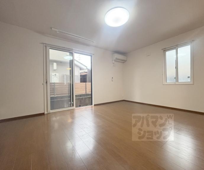 【ロイヤル コントラーダ】間取