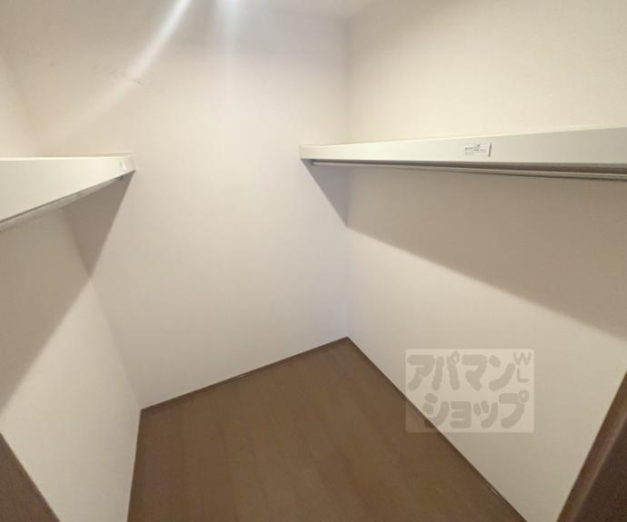 【ロイヤル コントラーダ】間取