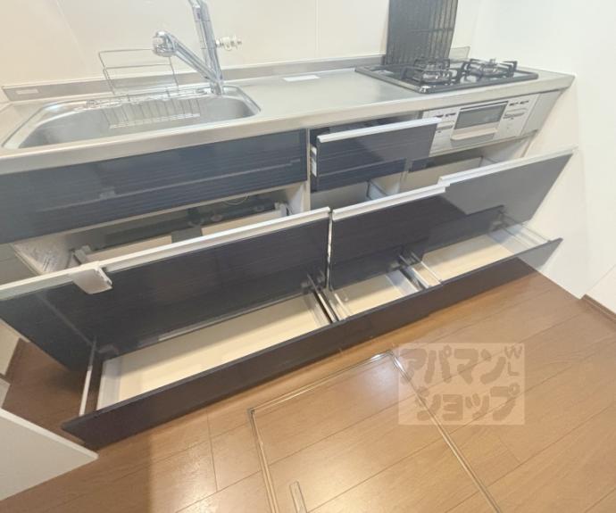 【ロイヤル コントラーダ】間取