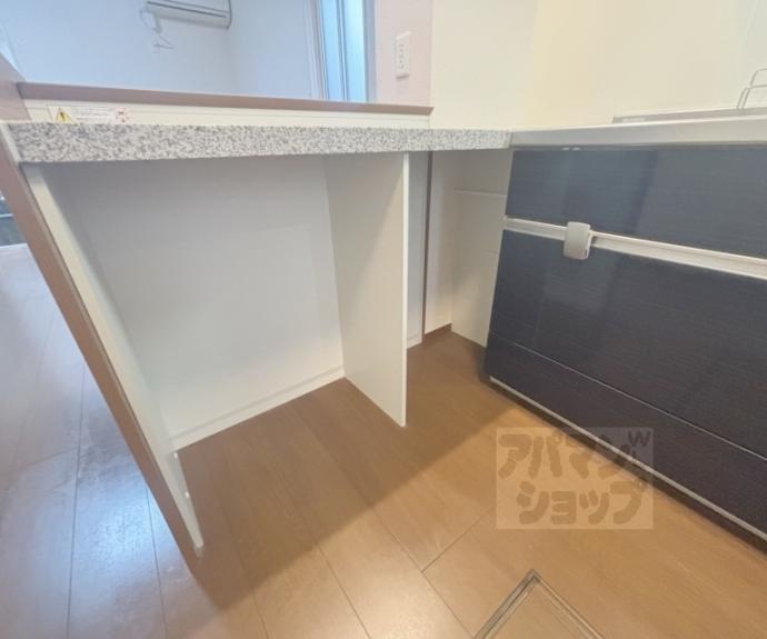 【ロイヤル コントラーダ】間取