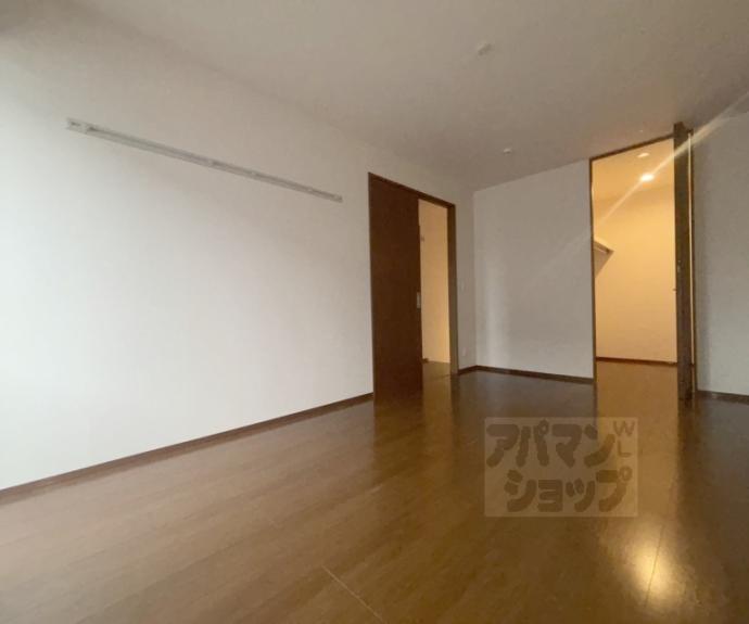 【ロイヤル コントラーダ】間取