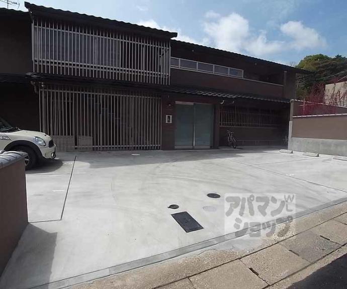 【鳴滝音戸山町マンション】間取