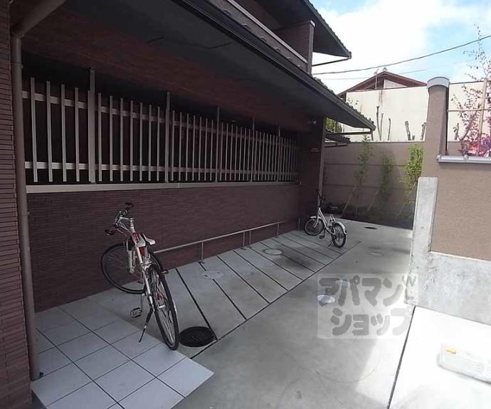 【鳴滝音戸山町マンション】間取