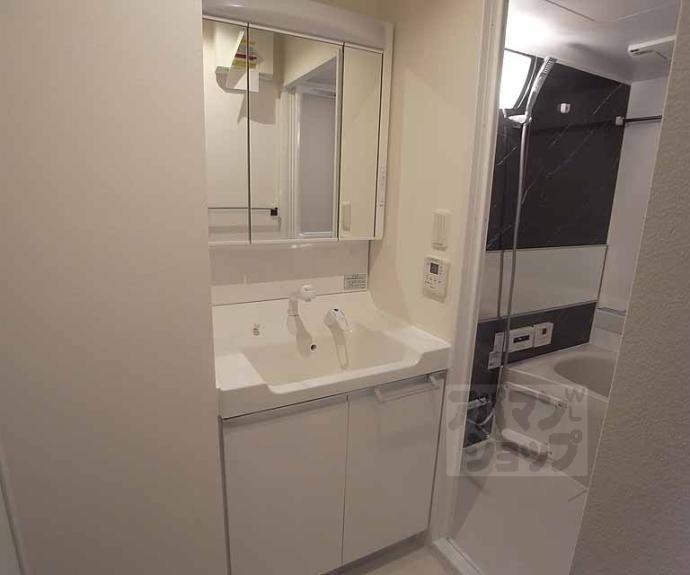 【鳴滝音戸山町マンション】間取