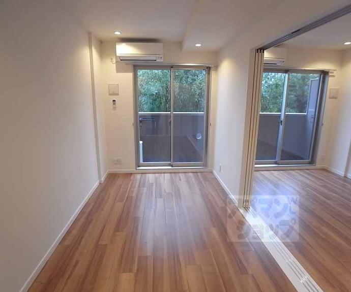 【鳴滝音戸山町マンション】間取