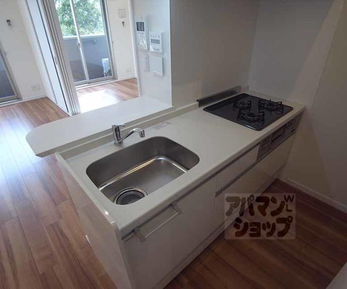 【鳴滝音戸山町マンション】間取