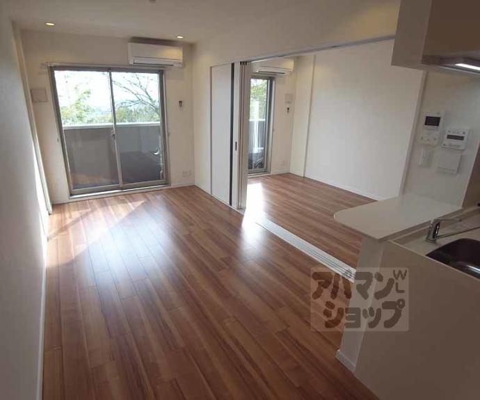 【鳴滝音戸山町マンション】間取