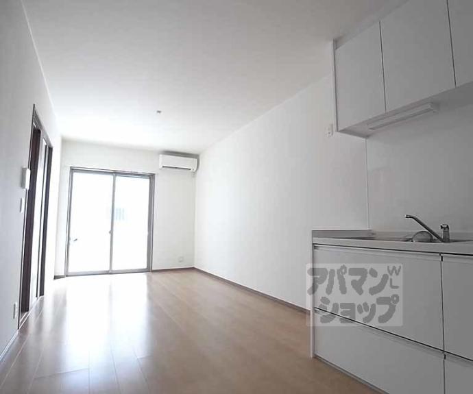 【セントフィオーレ太秦天神川Ⅱ】間取