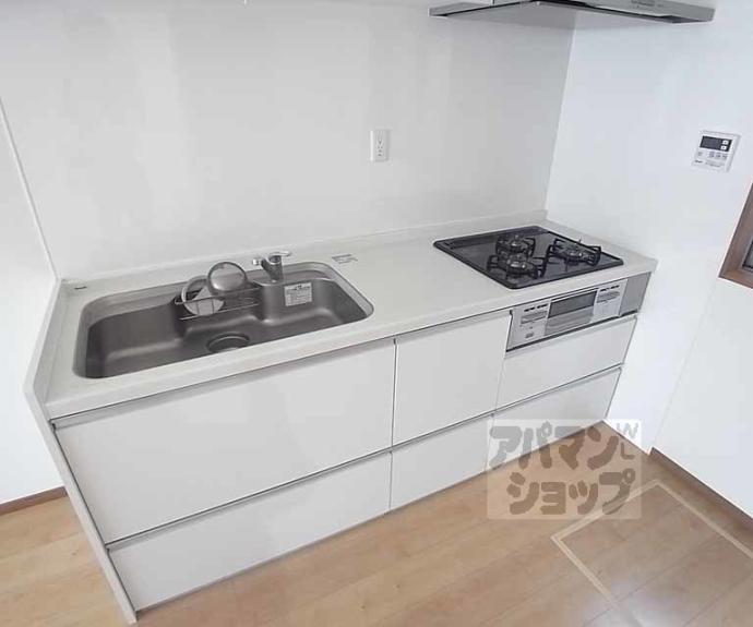 【セントフィオーレ太秦天神川Ⅱ】間取