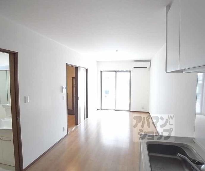 【セントフィオーレ太秦天神川Ⅱ】間取