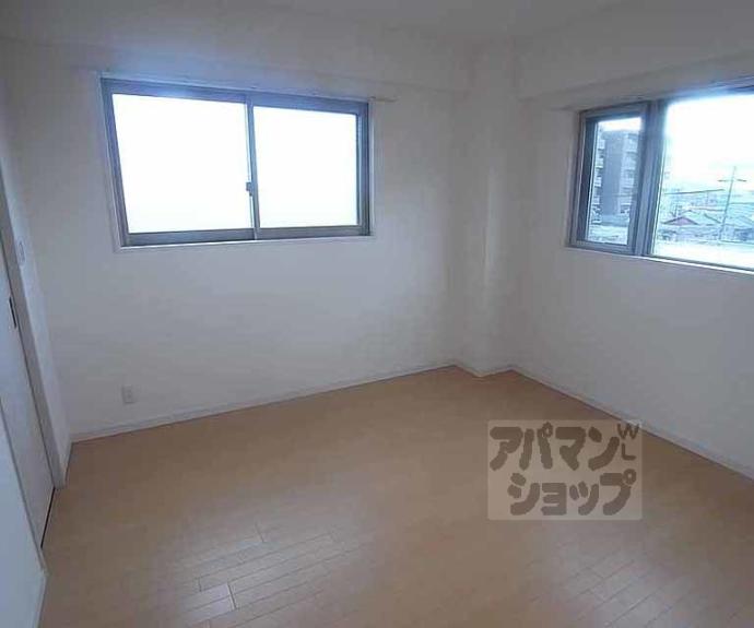 【ＳＴＡＴＥＬＹ天神川】間取