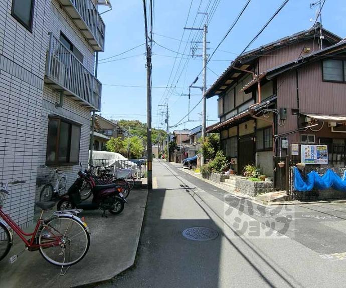 【御室ハイツ司】間取