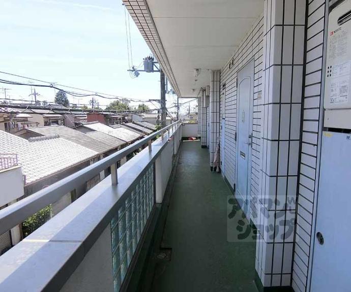 【御室ハイツ司】間取