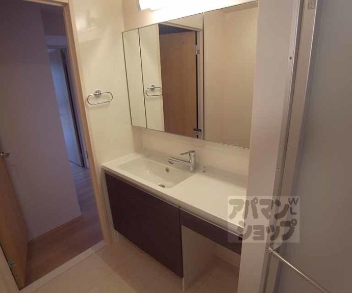 【ドムール嵯峨Ａ棟】間取