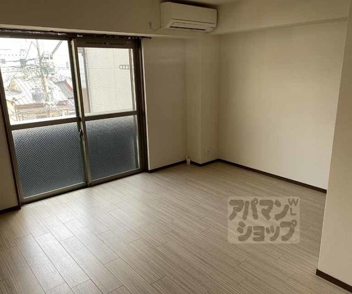 【ディアネス西院】間取