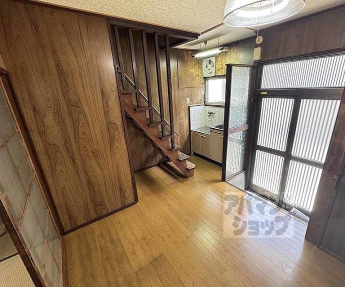 【西京極大門町１２－６１貸家】間取