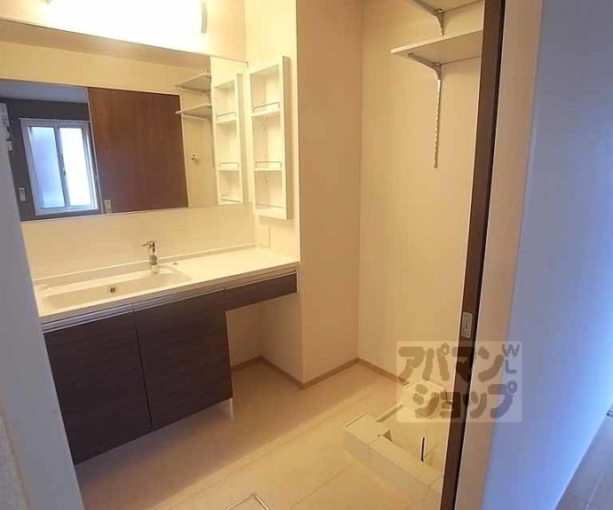 【ラ・セゾン嵐山】間取