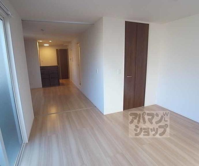 【ラ・セゾン嵐山】間取