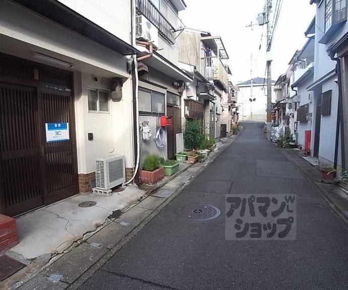 【太秦乾町貸家３０－３５】間取