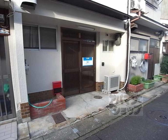 【太秦乾町貸家３０－３５】間取