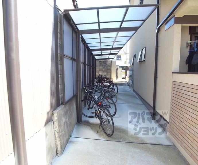 【フローラルコート円町】間取