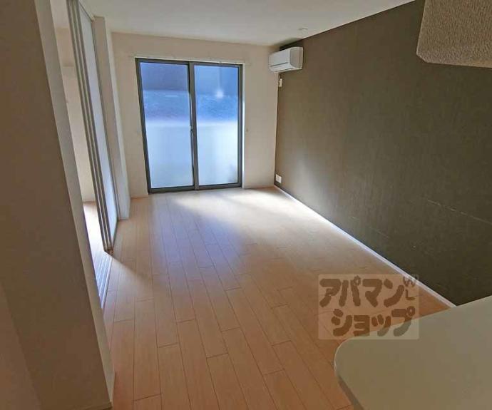 【ＣＡＳＡ二条御前】間取