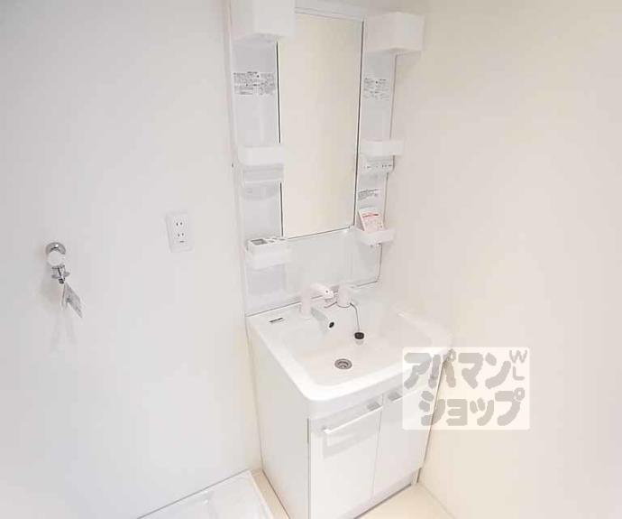 【ＴＫ　ＦＬＡＴ　西京極】間取