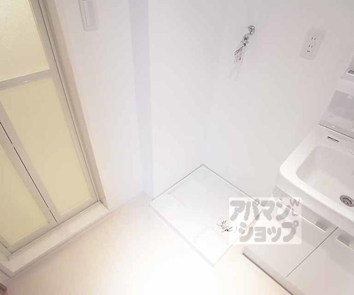 【ＴＫ　ＦＬＡＴ　西京極】間取