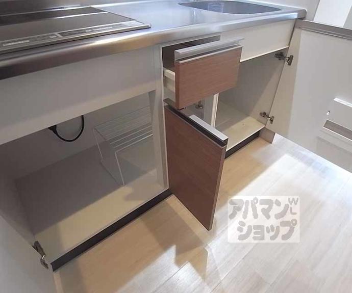 【ＴＫ　ＦＬＡＴ　西京極】間取