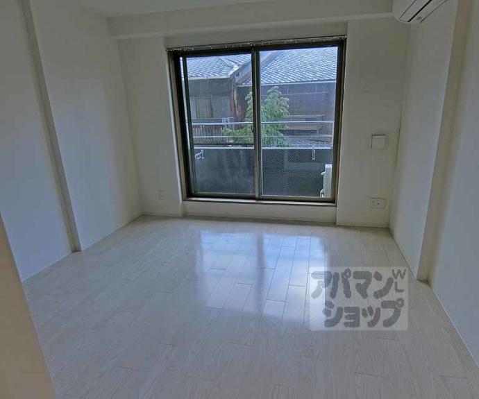 【TK FLAT 西京極】間取