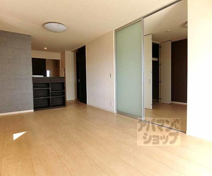 【Ｌａ　ｃａｓａ　ｂｒｅｚｚａ】間取