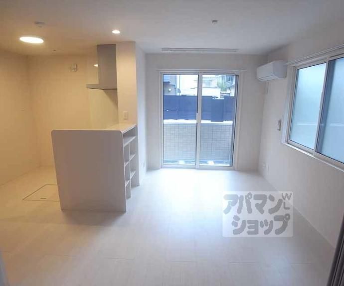 【コア・ジュピター円町】間取