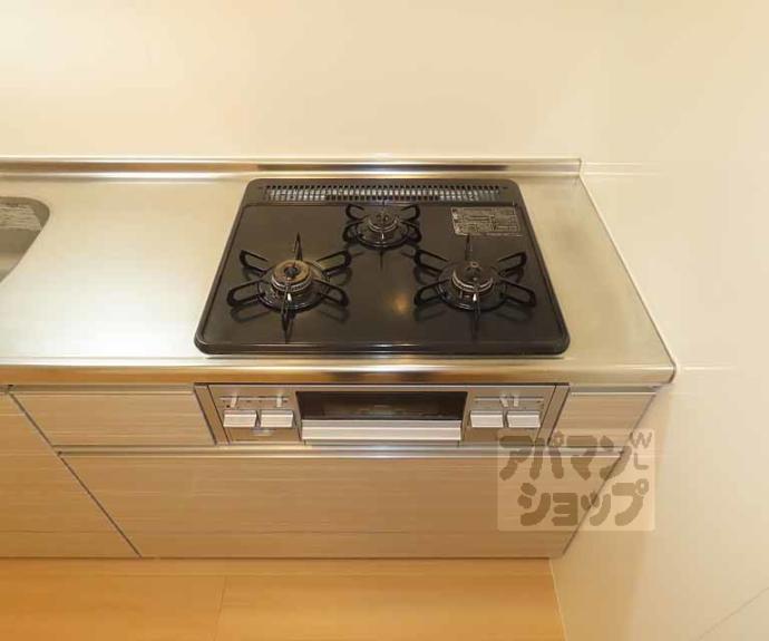 【サニースポット（Ａ棟、Ｂ棟）】間取