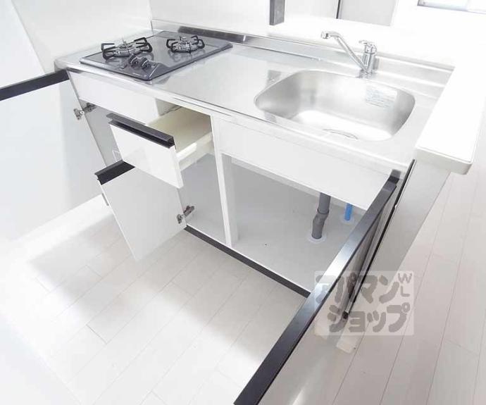 【アロームケルト西院】間取