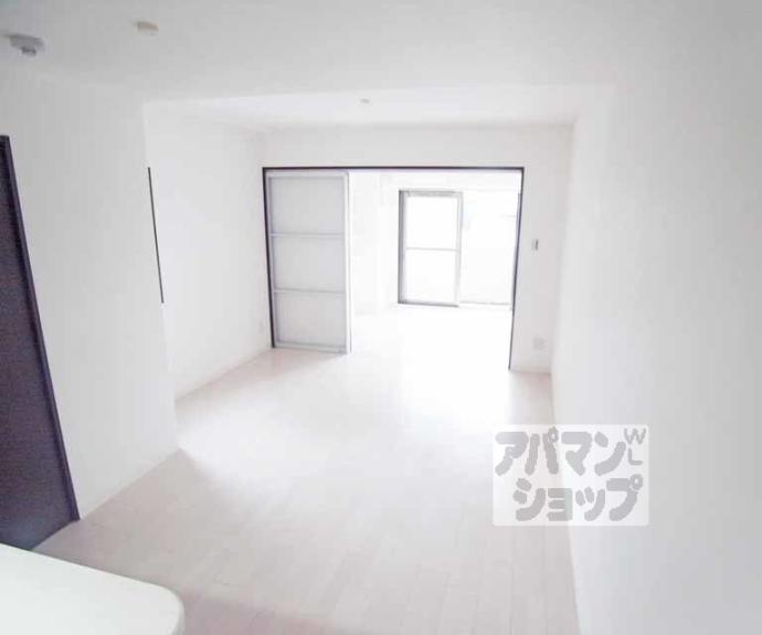 【アロームケルト西院】間取