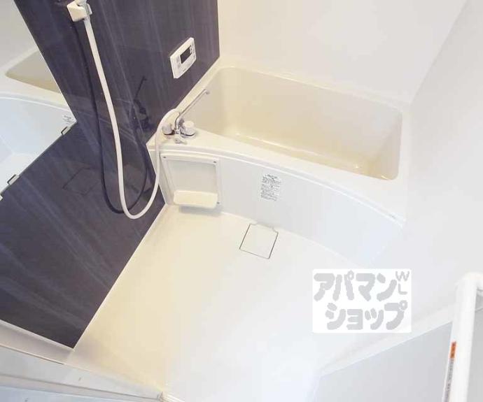 【アロームケルト西院】間取