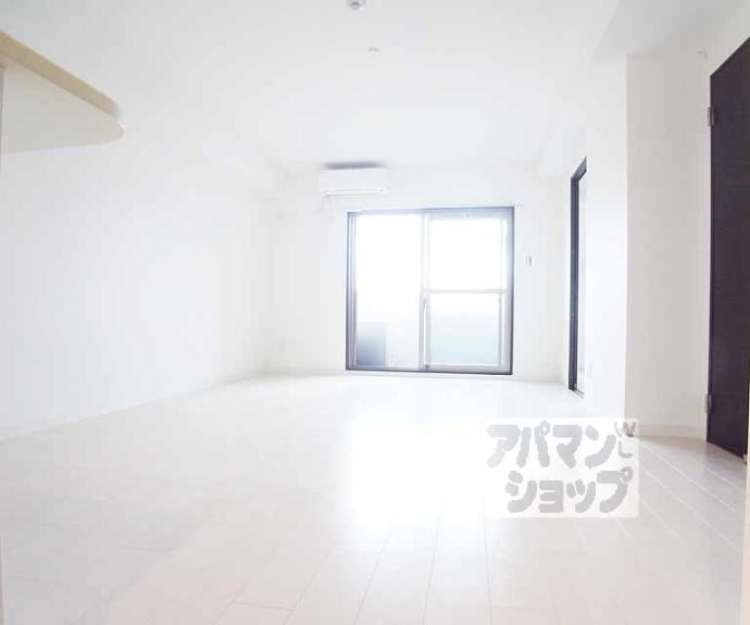 【アロームケルト西院】間取