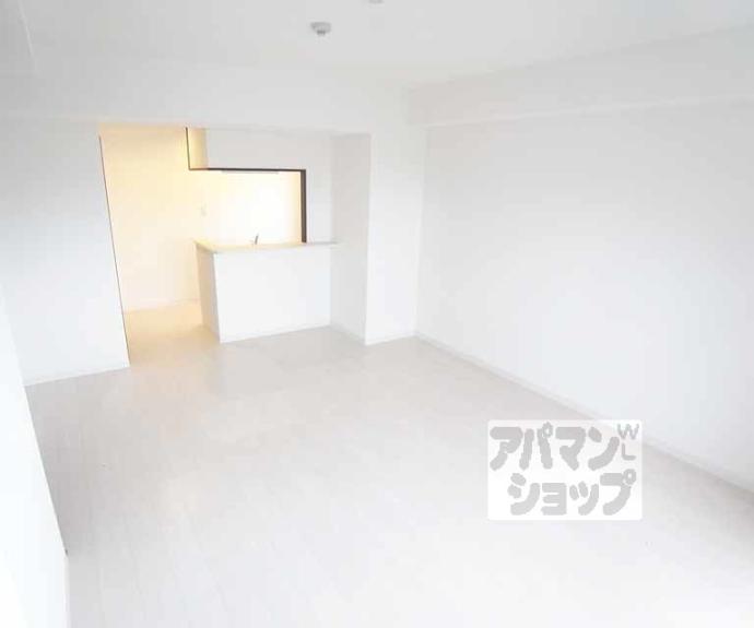 【アロームケルト西院】間取