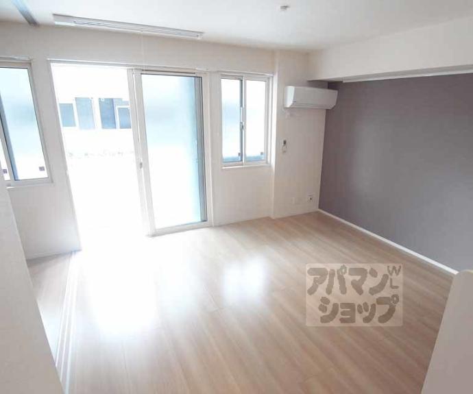 【サンシャインガーデン嵯峨嵐山　Ａ棟、Ｂ棟】間取