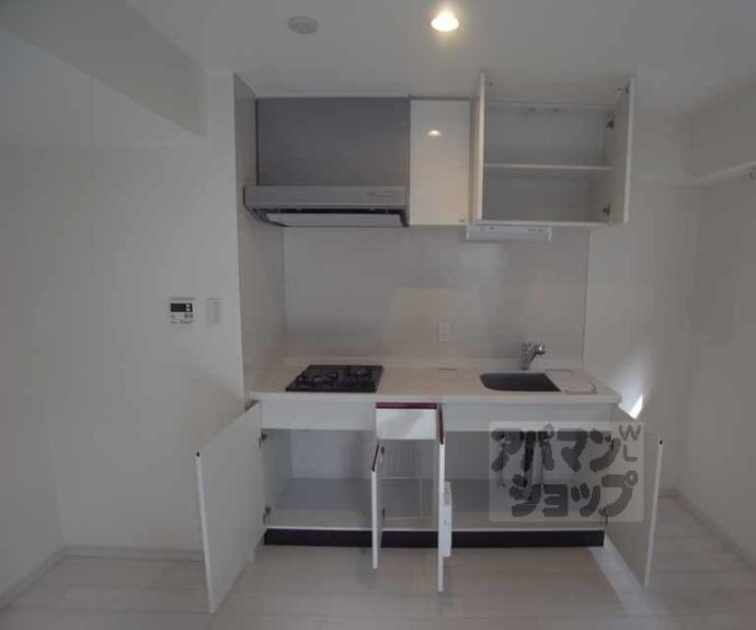 【フォレスト西大路五条】間取