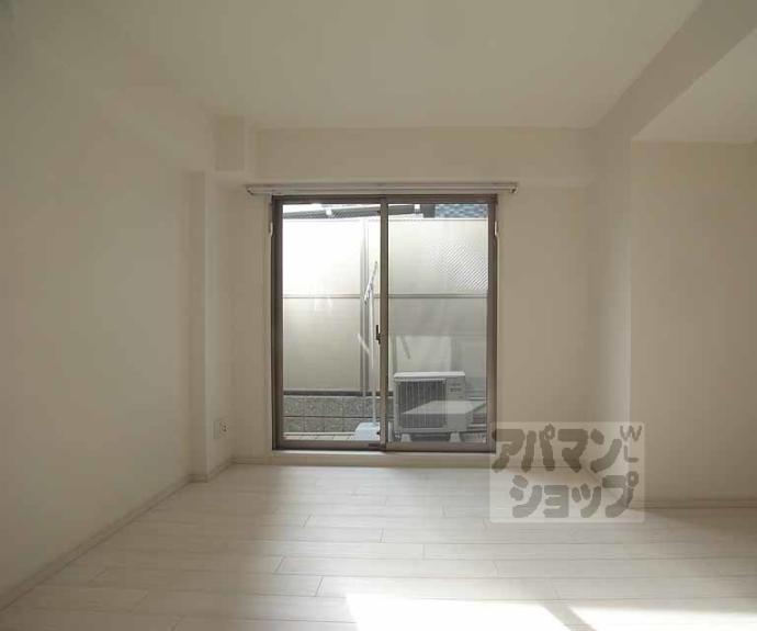 【フォレスト西大路五条】間取