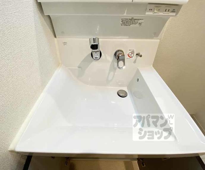 【ＴＲＳ，Ｎｉｊｙｏ】間取
