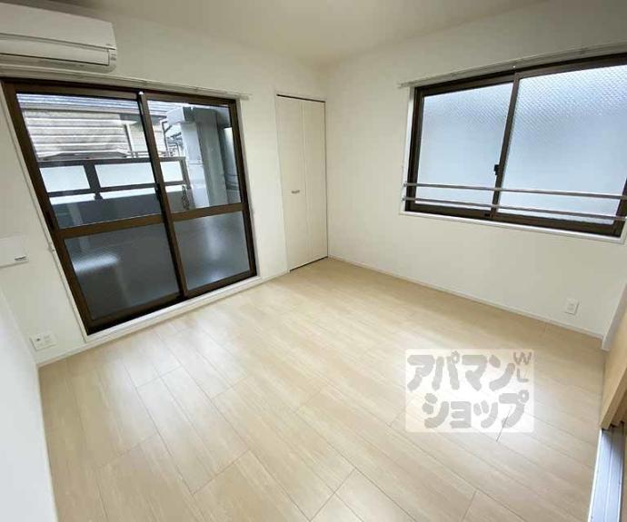 【ＴＲＳ，Ｎｉｊｙｏ】間取