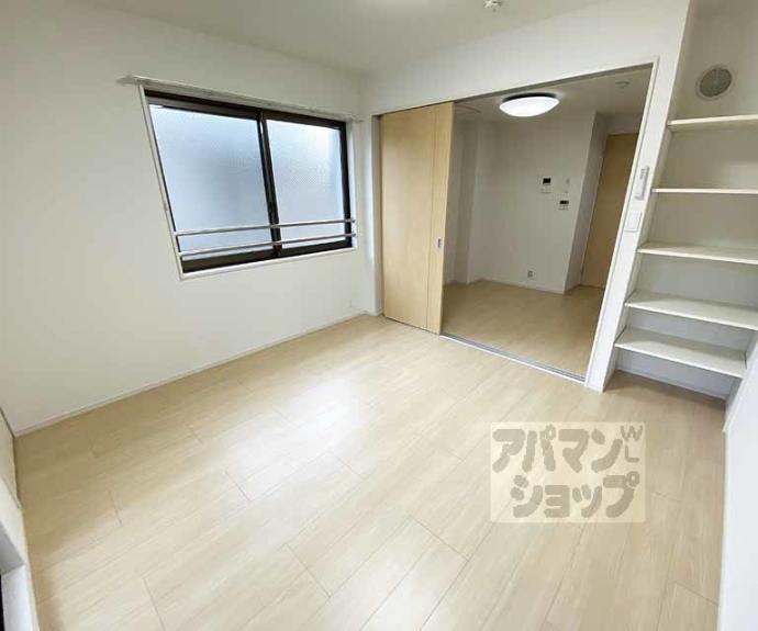 【ＴＲＳ，Ｎｉｊｙｏ】間取